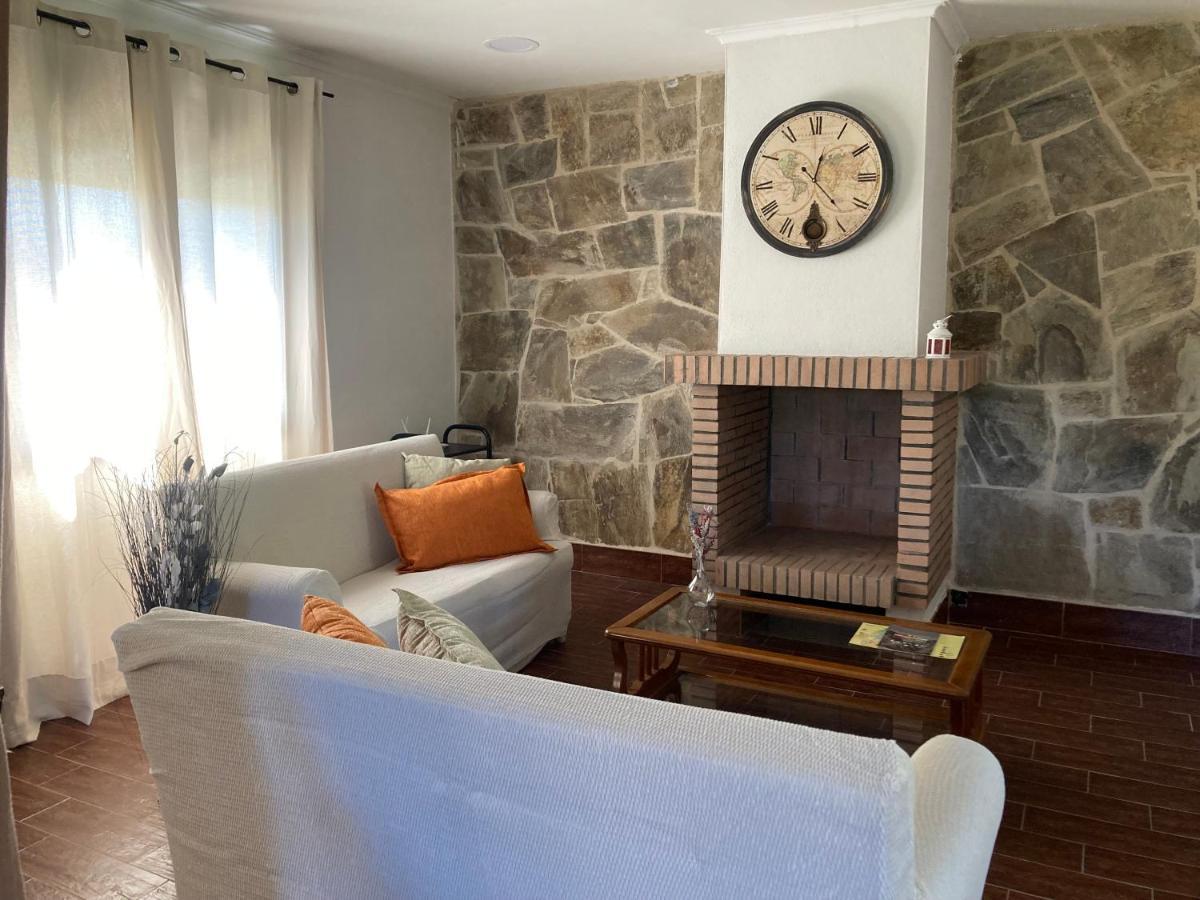 Villa Mirada A Gredos à Candeleda Extérieur photo